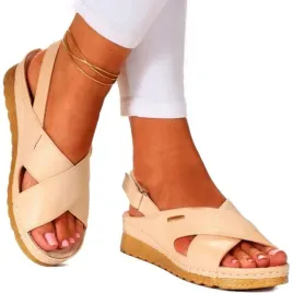 sandaly-damskie-polskie-skora-niski-koturn-rzep