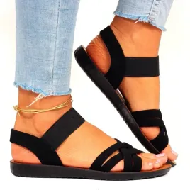 czarne-sandaly-damskie-plaski-spod-gumeczki-lato