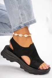 zabudowane-sandaly-damskie-w-sportowym-stylu-na-grubym-spodzie-39