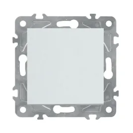 wlacznik-schodowy-bialy-quad