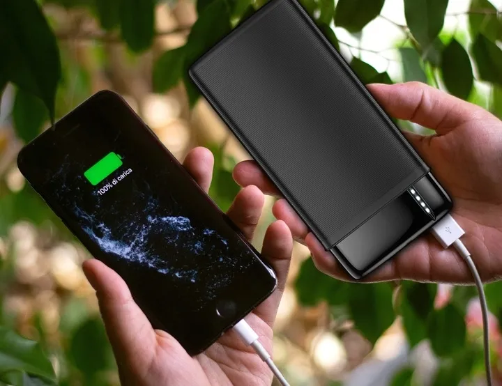 forever-powerbank-5000-mah-czarny-pojemnosc-akumulatora-1-mah