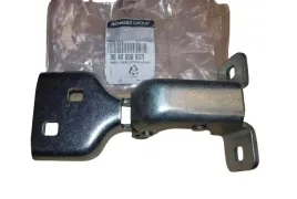 zawias-drzwi-r-master-iii-przod-lewy-prawy-804000006r