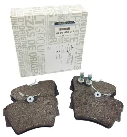 klocki-hamulcowe-tylne-renault-trafic-01-14-440607091r-org