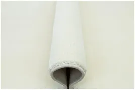 dywan-krem-mieciutki-na-filcu-gladki-lsniacy-do-sypialni-lexus-100x150-cm