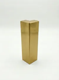 naroznik-zewnetrzny-10-cm-listwa-przypodlogowa-ze-stali-nierdzewnej