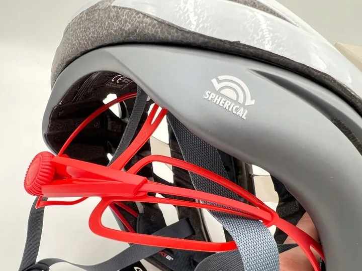 kask-rowerowy-giro-aether-spherical-mips-51-55-rodzaj-meski