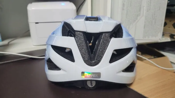 kask-rowerowy-uvex-air-w-rozmiar-56-60
