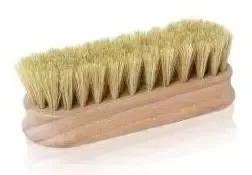 szczotka-do-pastowania-obuwia-butow