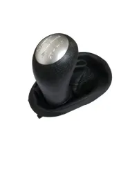 galka-z-mieszkiem-renault-clio