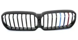 grill-nerki-do-bmw-g30-g31-lci-20-23-tri-colour