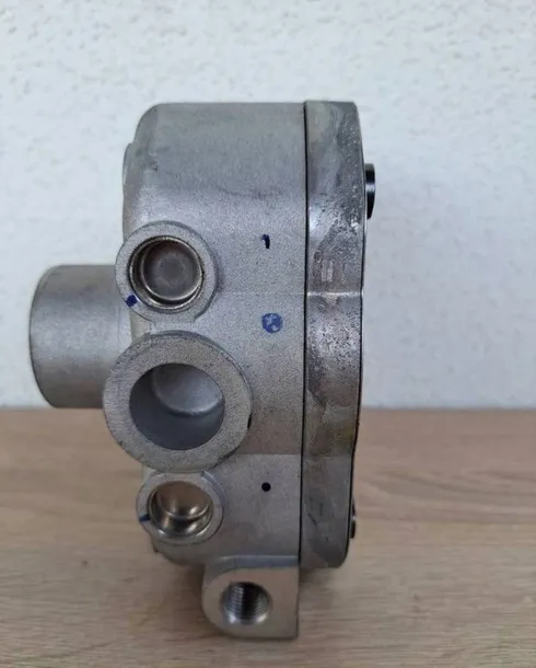 glowica-cylindra-sprezarki-stan-nowy-producent-czesci-knorr-bremse