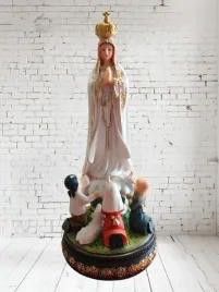 figura-matka-boza-fatimska-z-dziecmi-24-cm-380-g
