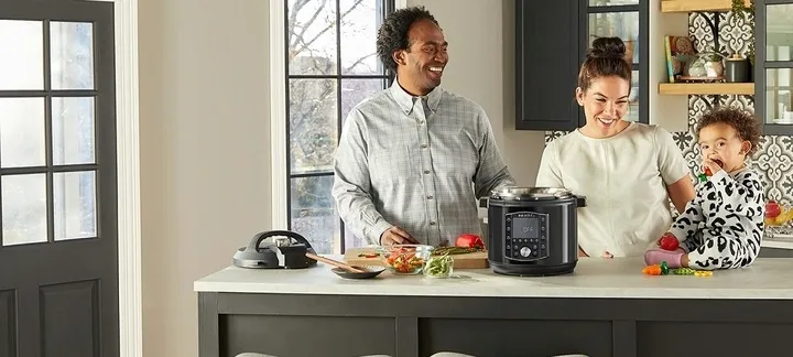 instant-pot-pro-6-multicooker-10-w-1