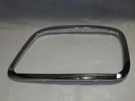 ramka-reflektora-mb-actros-mp3-lewa-505431