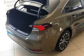 nakladka-ochronna-na-zderzak-toyota-corolla-sedan
