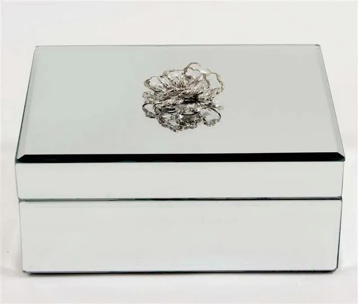 szkatulka-srebrna-glamour-kasetka-na-bizuterie-wysokosc-8-cm