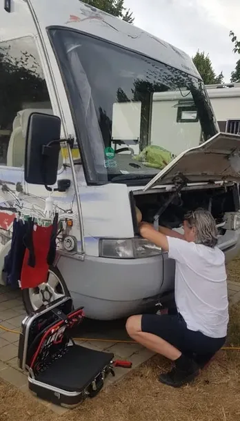 schmith-walizka-z-narzedziami-full-opcja-252-elem-liczba-elementow-zestawy-waga-z-opakowaniem-16-kg