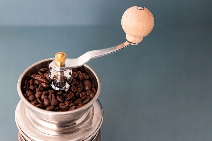 mlynek-do-kawy-la-cafetiere-lcgrindcop-rodzaj-mlynek-reczny