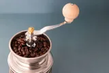 mlynek-do-kawy-la-cafetiere-lcgrindcop-rodzaj-mlynek-reczny