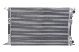 sportowa-chlodnica-wody-turboworks-audi-a4-a5-b8-a6-c7-q3-q5