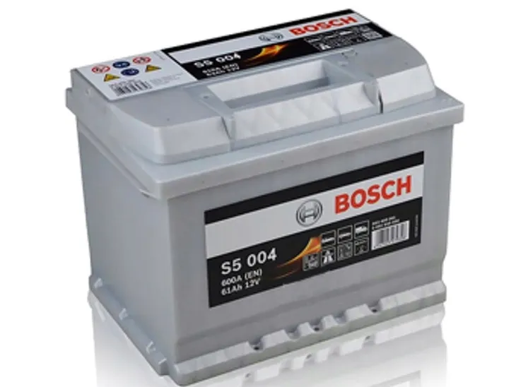 akumulator-bosch-silver-s5004-61ah-600a-pojemnosc-61-ah