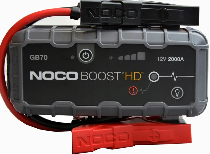 noco-boost-gb70-jump-starter-2000a-booster-kod-producenta-gb70-stan-nowy