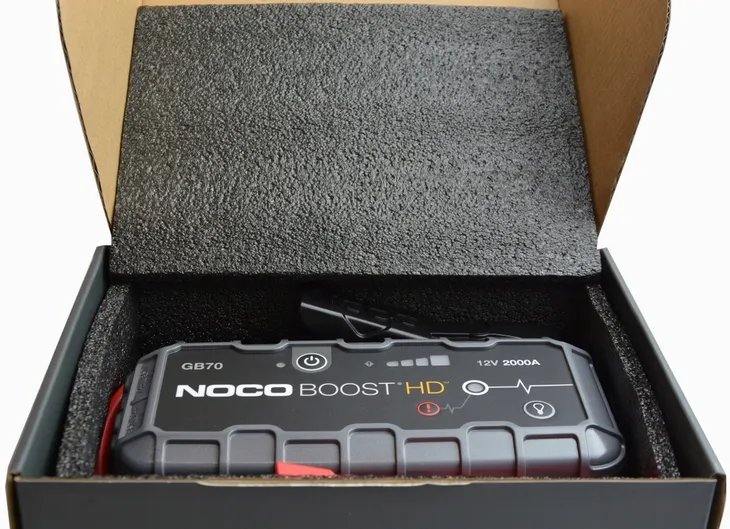 noco-boost-gb70-jump-starter-2000a-booster-model-gb70-marka-noco