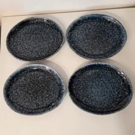 komplet-recznie-wykonanych-talerzy-do-serwowania-macey-4-elem