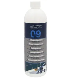 nautic-clean-09-uniwersalny-szampon-do-lodzi-1l