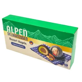 praliny-marcepanowe-w-mlecznej-czekoladzie-alpen-delikatessen-mozart-kugeln