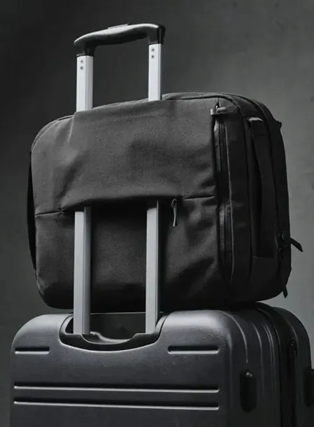 torba-na-laptopa-plecak-alpaka-elements-tech-brief-pro-black-plec-produkt-uniseks-kolekcja-elements-tech-alpaka