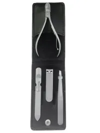 zestaw-4-czesciowy-do-manicure-w-czarnym-etui-ze-skory