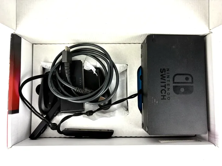 konsola-nintendo-switch-komplet-pal-liczba-kontrolerow-w-zestawie-1