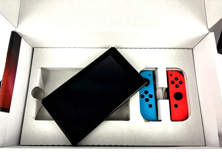 konsola-nintendo-switch-komplet-pal-gry-w-zestawie-nie