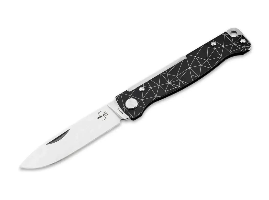 noz-boker-plus-atlas-black-polygon