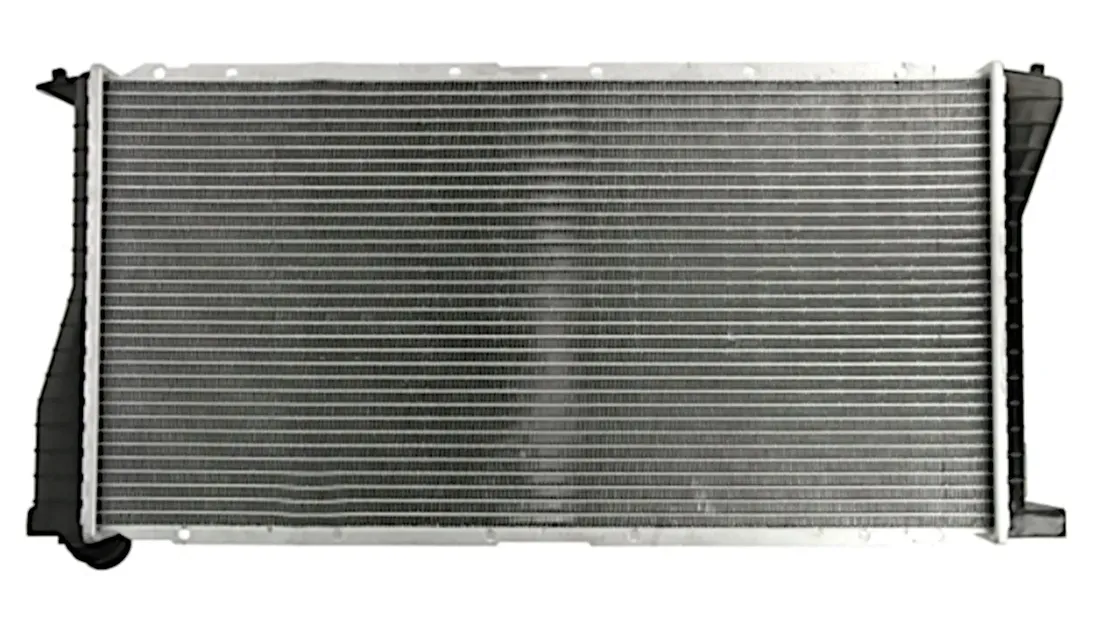 chlodnica-wody-silnika-do-bmw-5-e39-7-e38