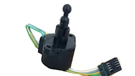 vw-golf-v-touran-silnik-silniczek-reflektora-xenon