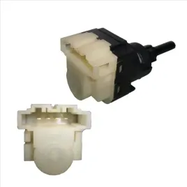 wlacznik-swiatel-stop-audi-a3-a4-a6-a8-q7-r8