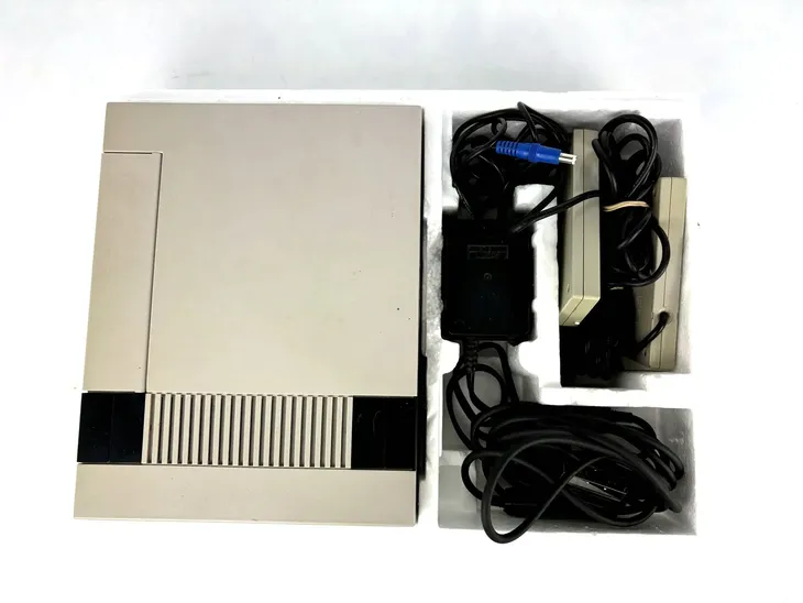 konsola-nintendo-nes-control-deck-komplet-pal-stan-opakowania-oryginalne