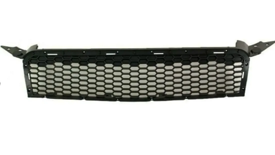 nowa-atrapa-gril-przod-chevrolet-aveo-hatchback