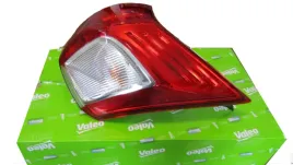 ford-grand-c-max-lampa-tylna-lewa-tyl