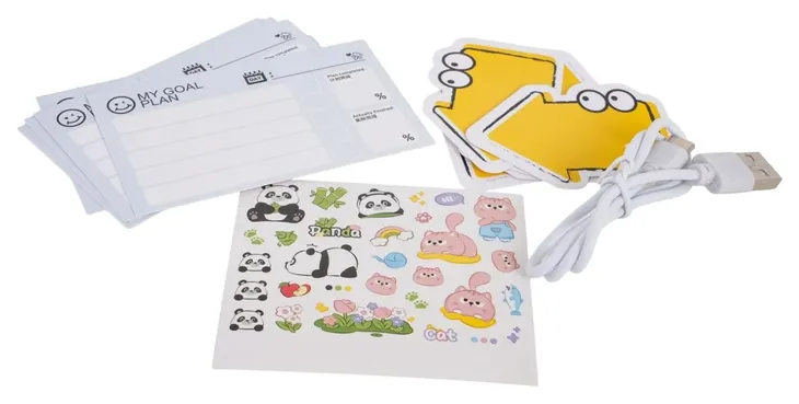 zegarek-budzik-panda-material-plastik