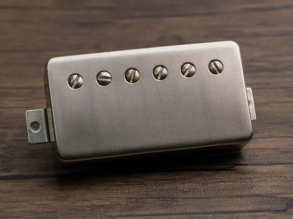 tonerider-rocksong-an-neck