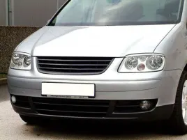 grill-przedni-vw-touran-03-03-9-06-caddy-04-blk