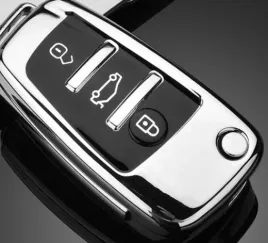 pokrowiec-kluczyka-tpu-audi-srebrny