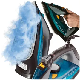 mocne-zelazko-parowe-ze-stopa-ceramiczna-3000w