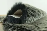 dywan-czarny-do-salonu-sztuczna-skora-jak-prawdziwa-futro-alaska-80x150-cm-kod-produktu-alaska-czarny-grubosc-50-mm