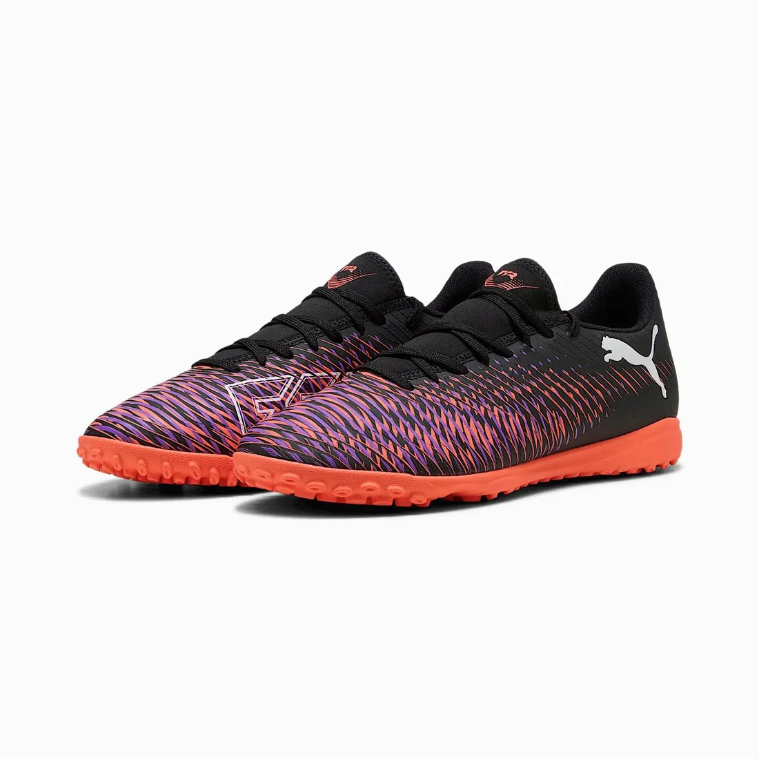buty-future-8-play-tt-puma-black-puma-wh