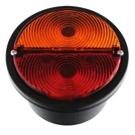 lampa-tylna-c-330-utb-plastikowa-prawa-bez-podswietlenia
