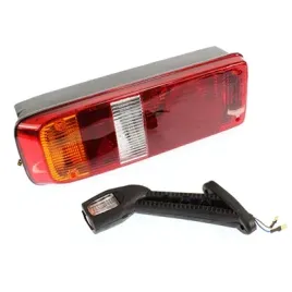 lampa-tylna-zesp-5-segm-lewa-trojkat-obrysowka-daf-kogel-z-gniazd